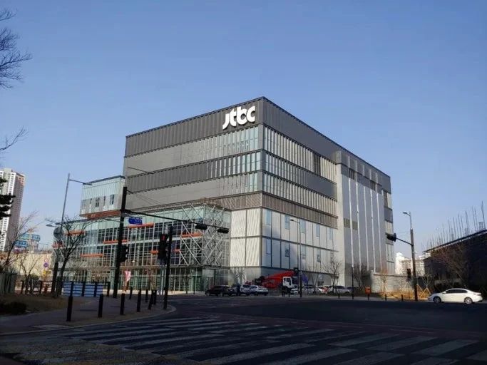 bb3e37ca85f7ea6a218af6d6271a7106_1770682445_3557.jpg JTBC의 올림픽 독점 결과 시청률 근황