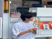 송중기 insta 덕분에 행복했습니다 항상 감사해요