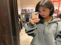 박한솔 ig 플로우.. 죽지 않은 연인에게.. 셀카샷